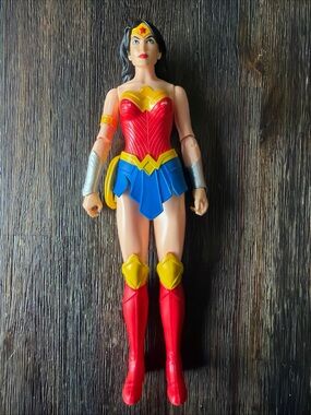 Original Wonder Woman DC comics collectible action figure